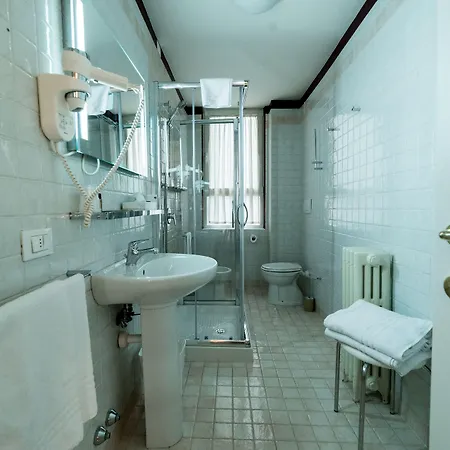 Отель Antico 4*