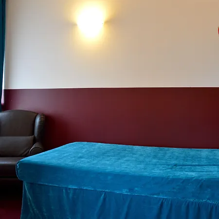 酒店 维琴察安蒂科酒店 4*