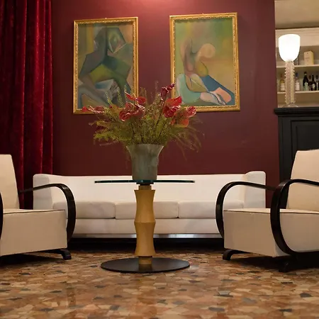 Antico Hotel 4*